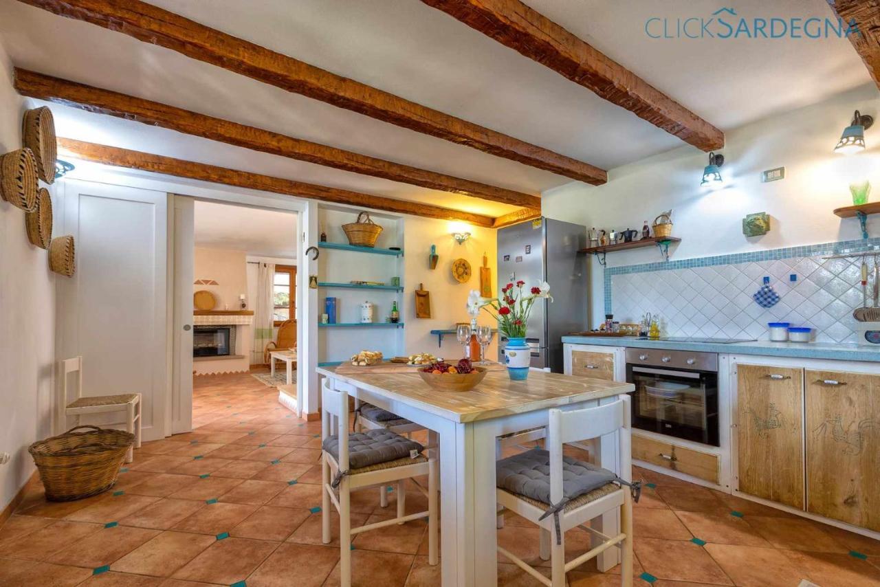 Alghero Villa Josephine Con Piscina E Parco Per 8 Ospiti Luaran gambar