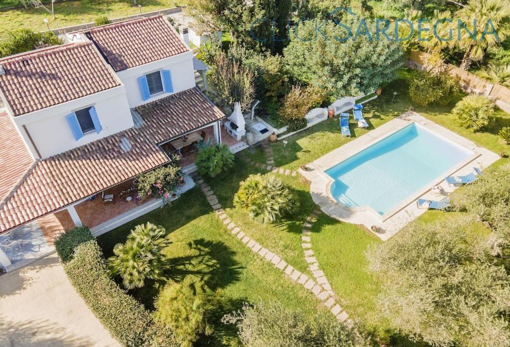 Alghero Villa Josephine Con Piscina E Parco Per 8 Ospiti Luaran gambar
